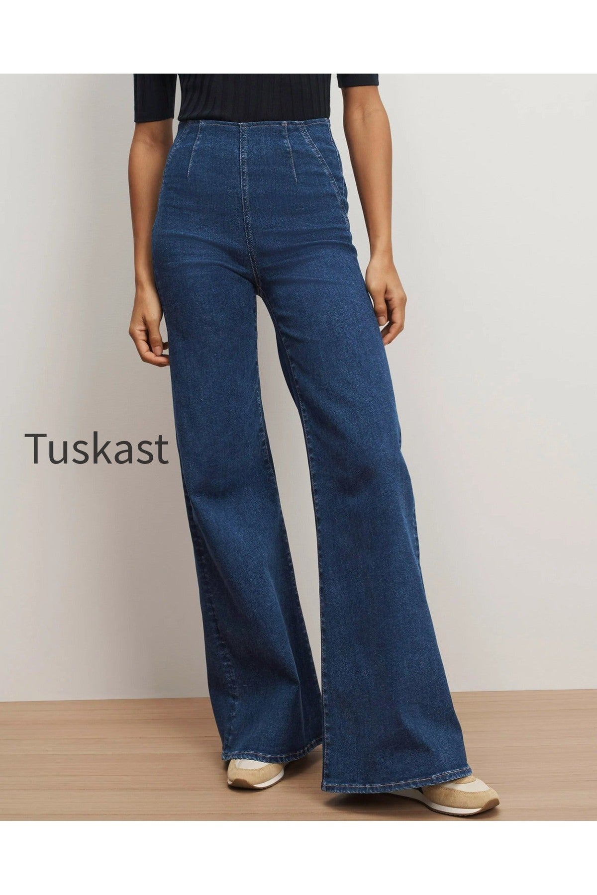 Joplin Off-Duty Flare Jean