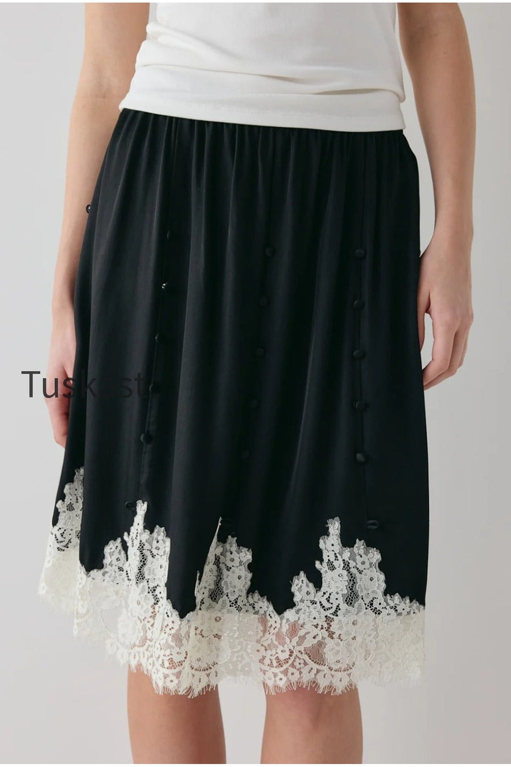 Thea Lace Skirt Black