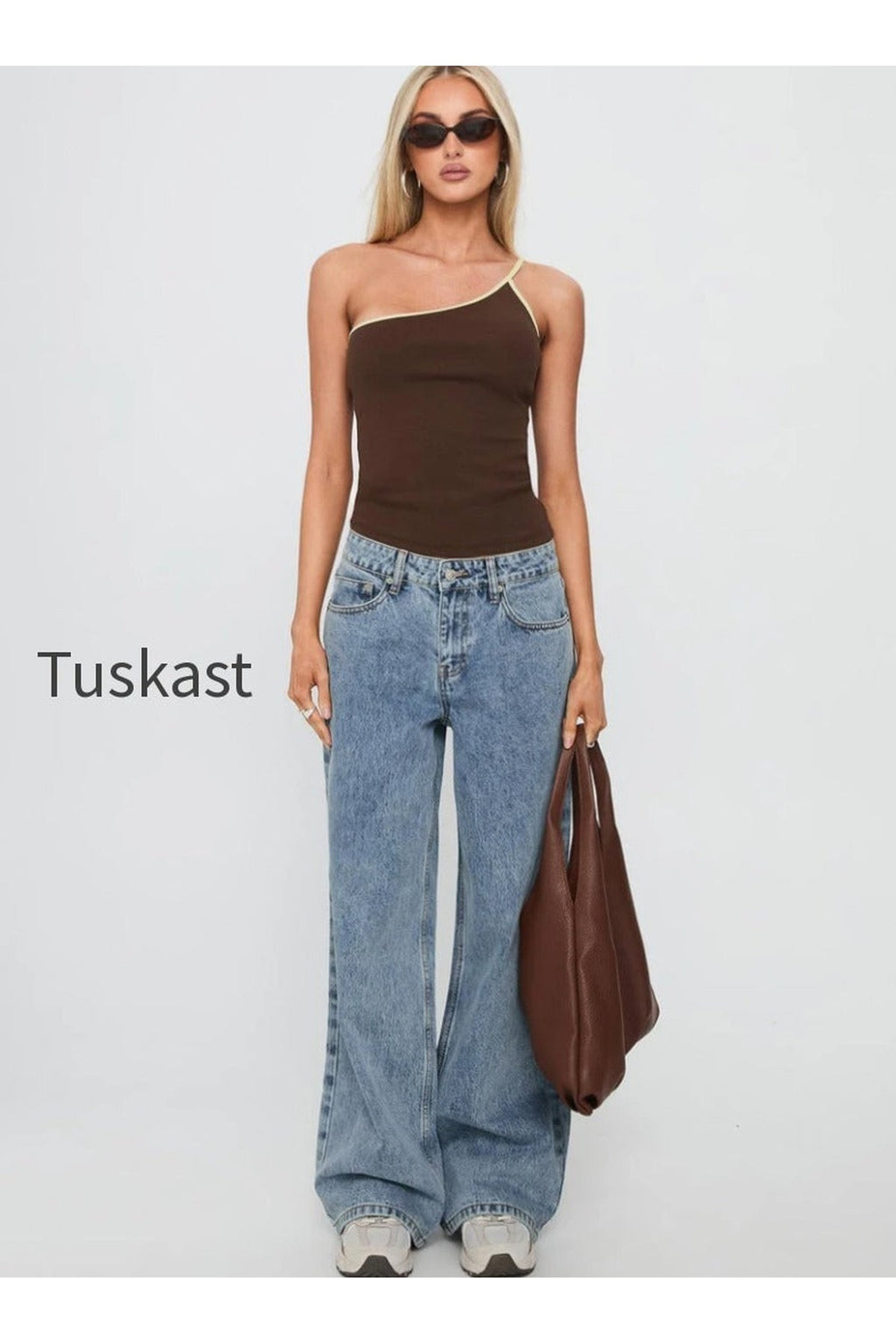 Shima Low Rise Straight Leg Jeans Light Wash