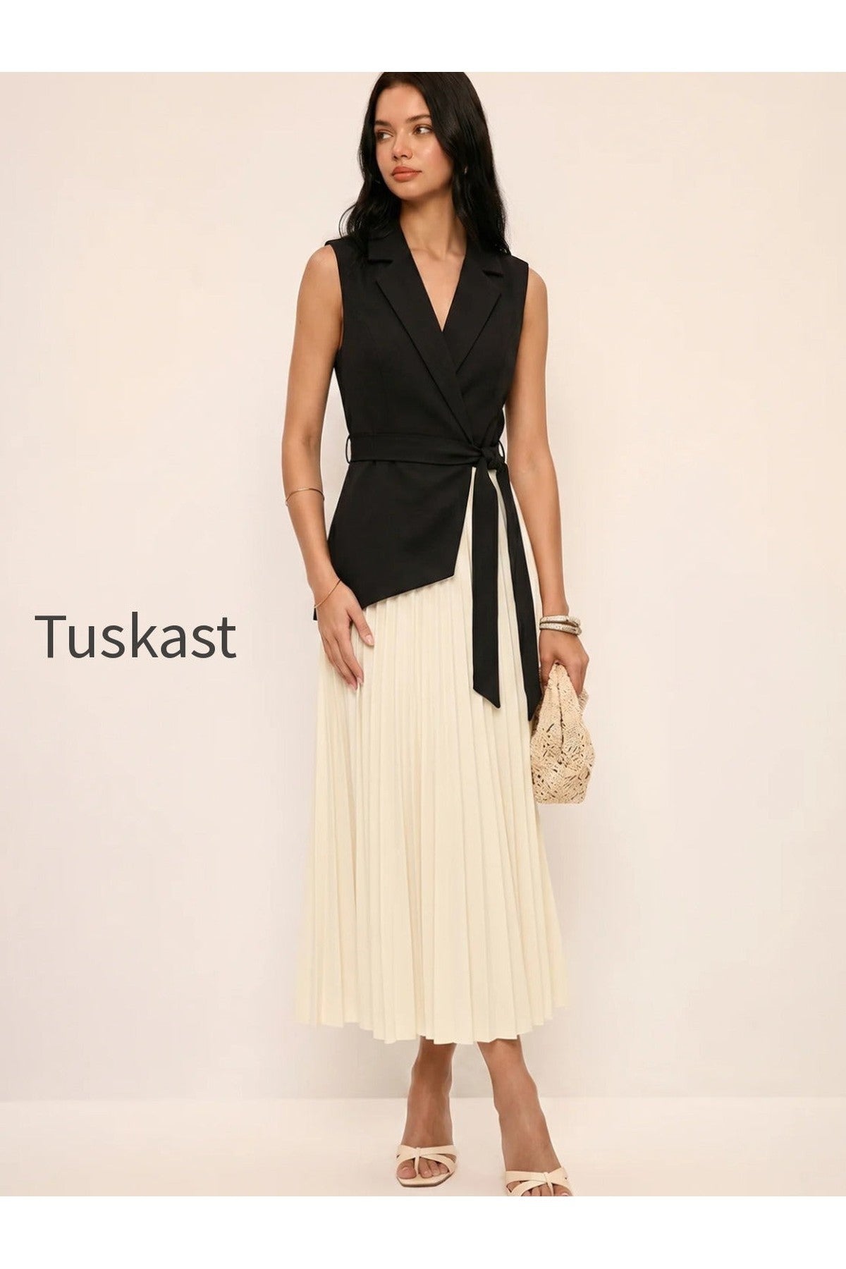 Sleeveless Belted Pleated Blazer Dress